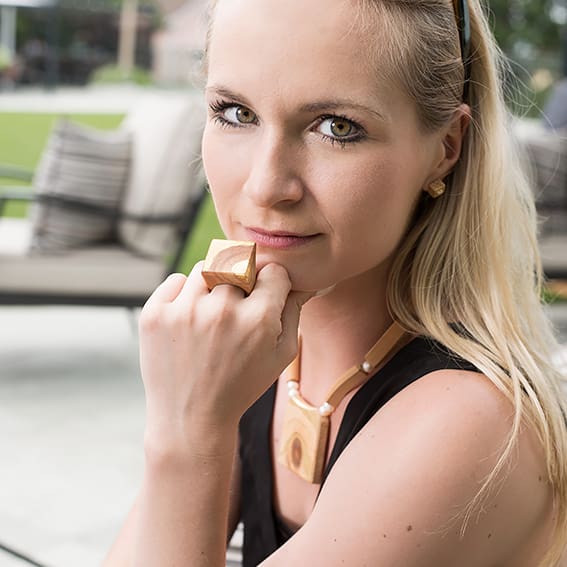 Ring Maximilian mit Blattgold - Zeige Größe!